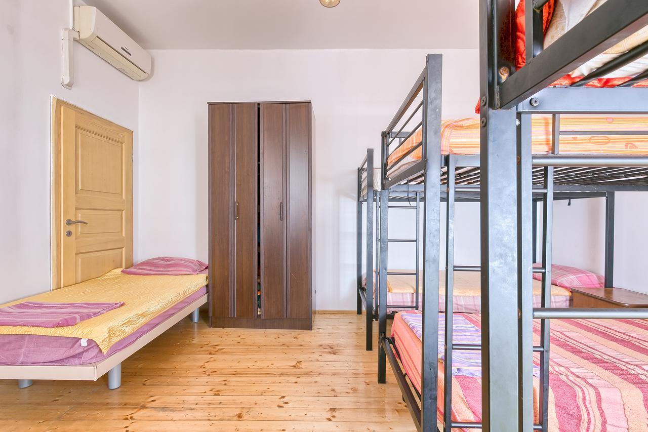 Hostel Пула Экстерьер фото